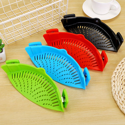 CrustLess Clip-on Strainer