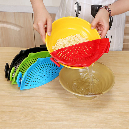 CrustLess Clip-on Strainer